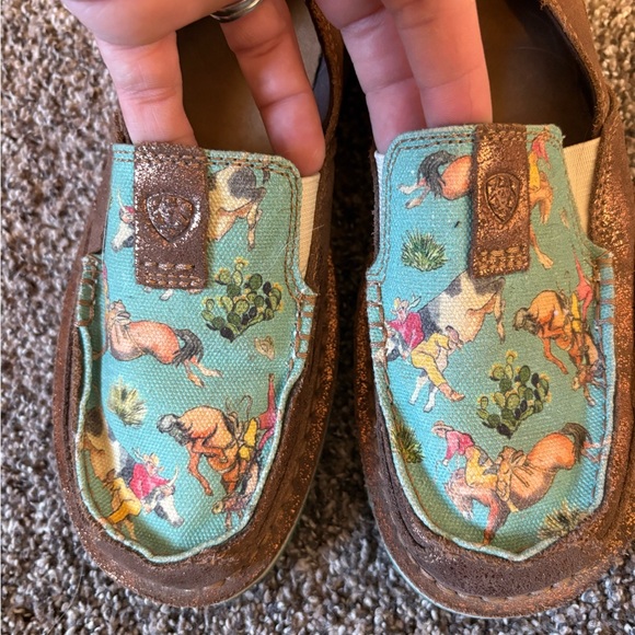 Ariat Brown and Blue Moccasins Slip-On Shoes - Picture 6 of 7